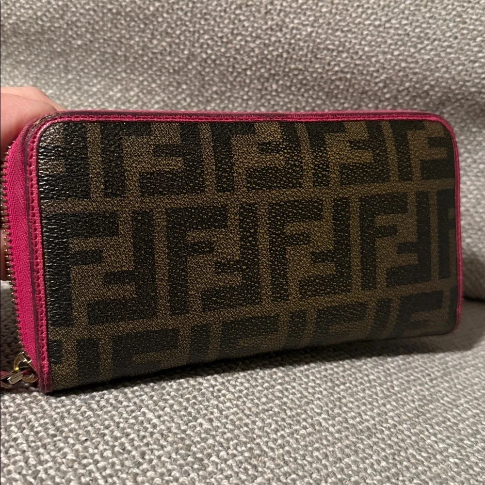 Fendi Logo Authentic Zippy Zucca Spalmati Wallet Pink